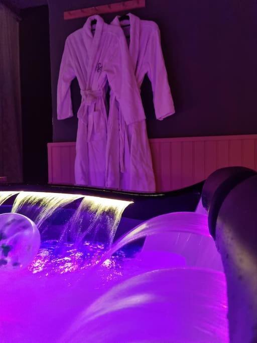 Royal Room Jacuzzi Haut De Gamme Centre Ville 뮐루즈 외부 사진
