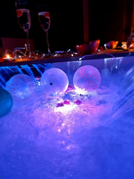 Royal Room Jacuzzi Haut De Gamme Centre Ville 뮐루즈 외부 사진